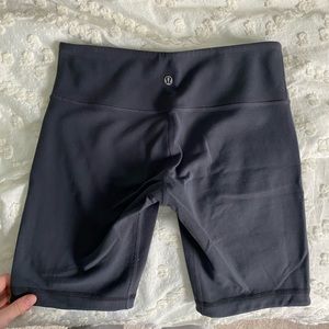 reversable lululemon bike shorts